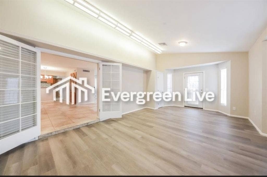 Master bedroom available
