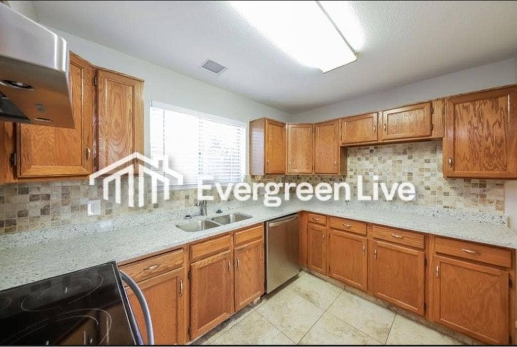 Master bedroom available