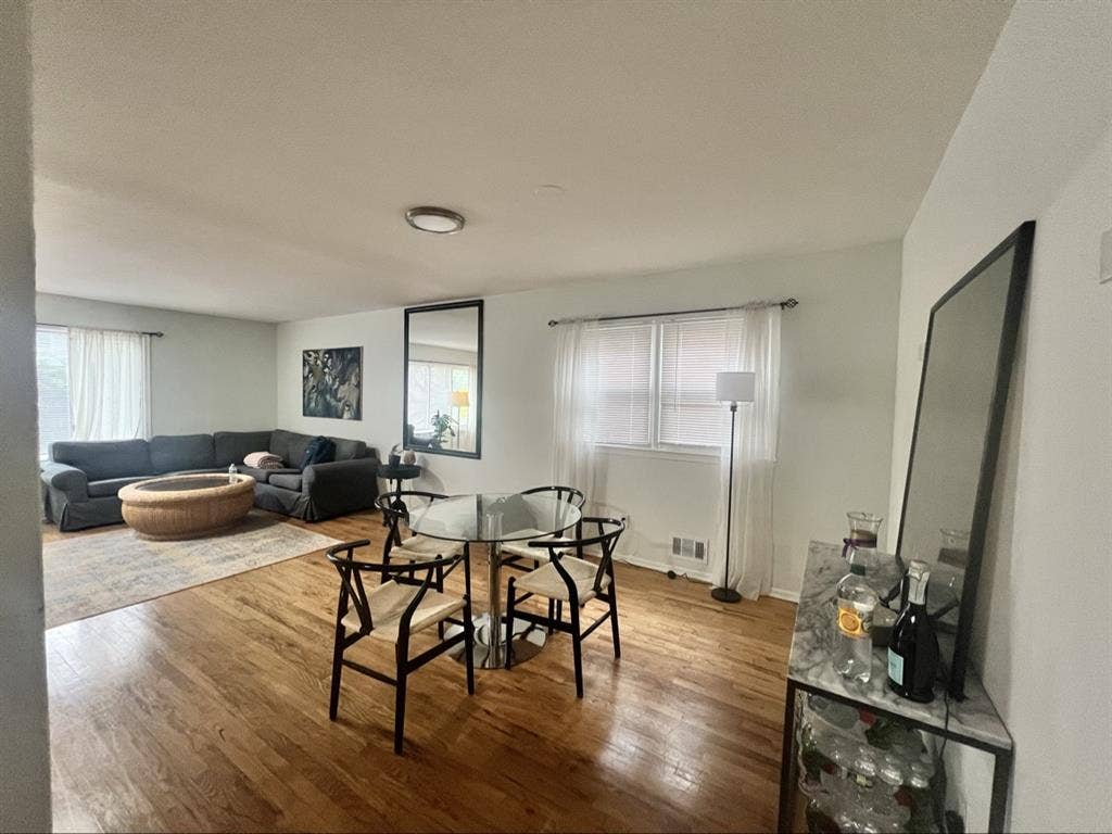 Large room with everything included