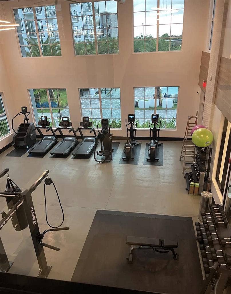 Looking for awesome roommate in May