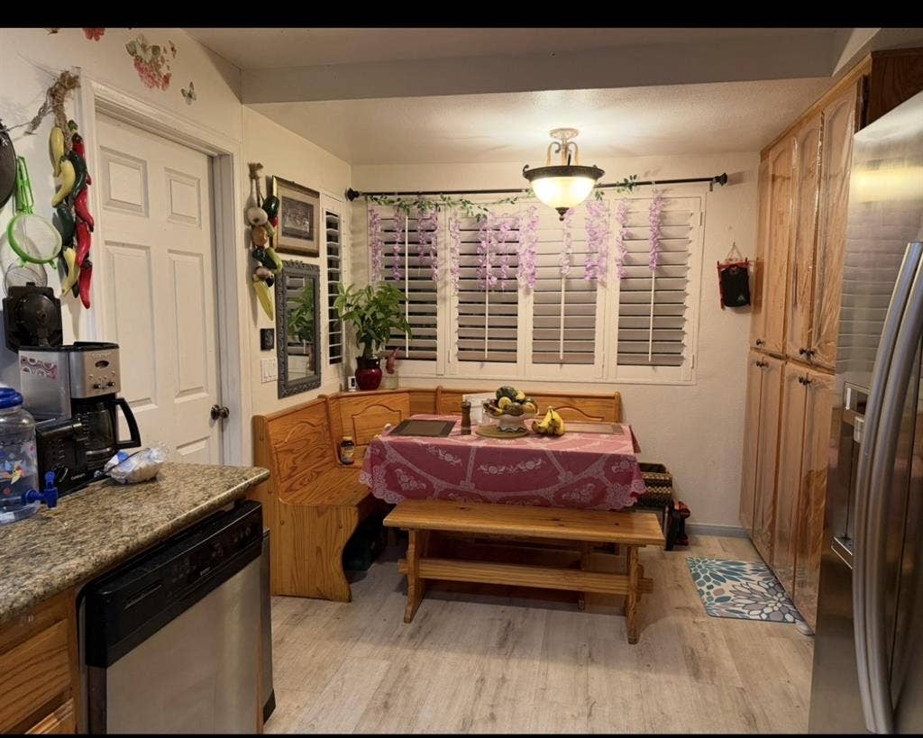 Safe and clean home, can be furnish