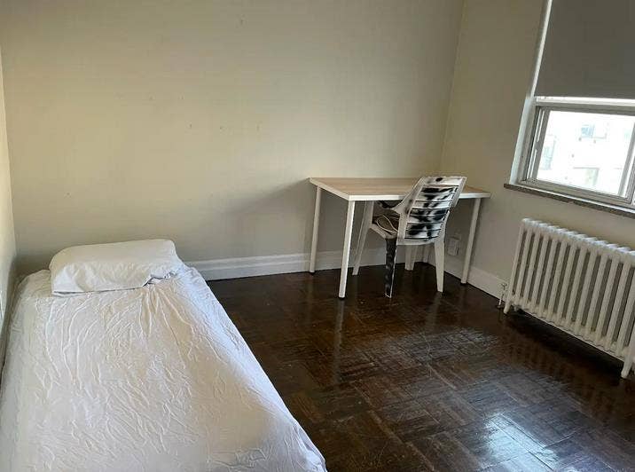 Furnished Room $1,150 North York ON