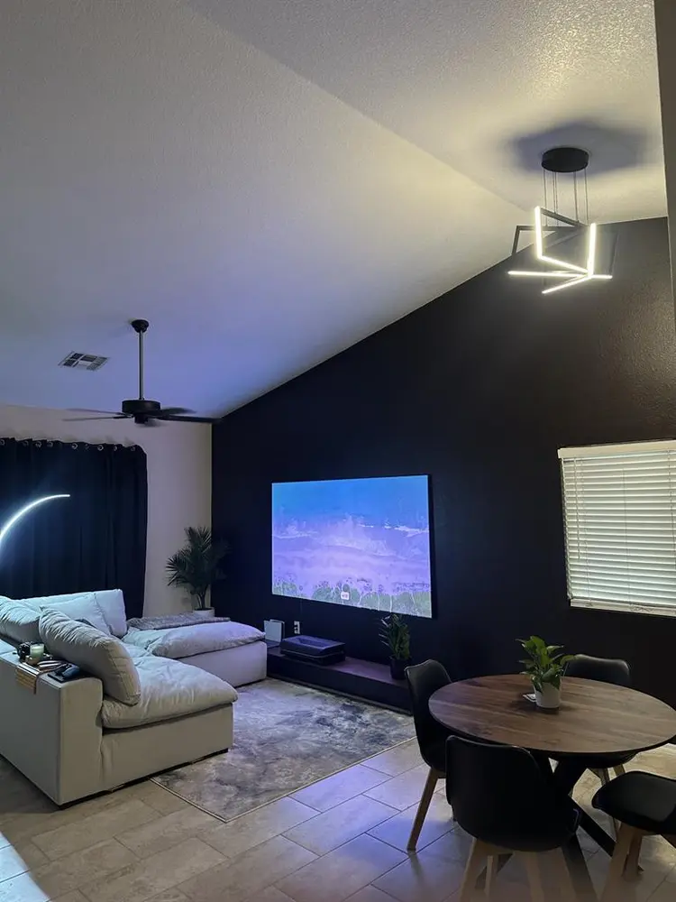 2 Bed (Master) + 2 Bath + loft