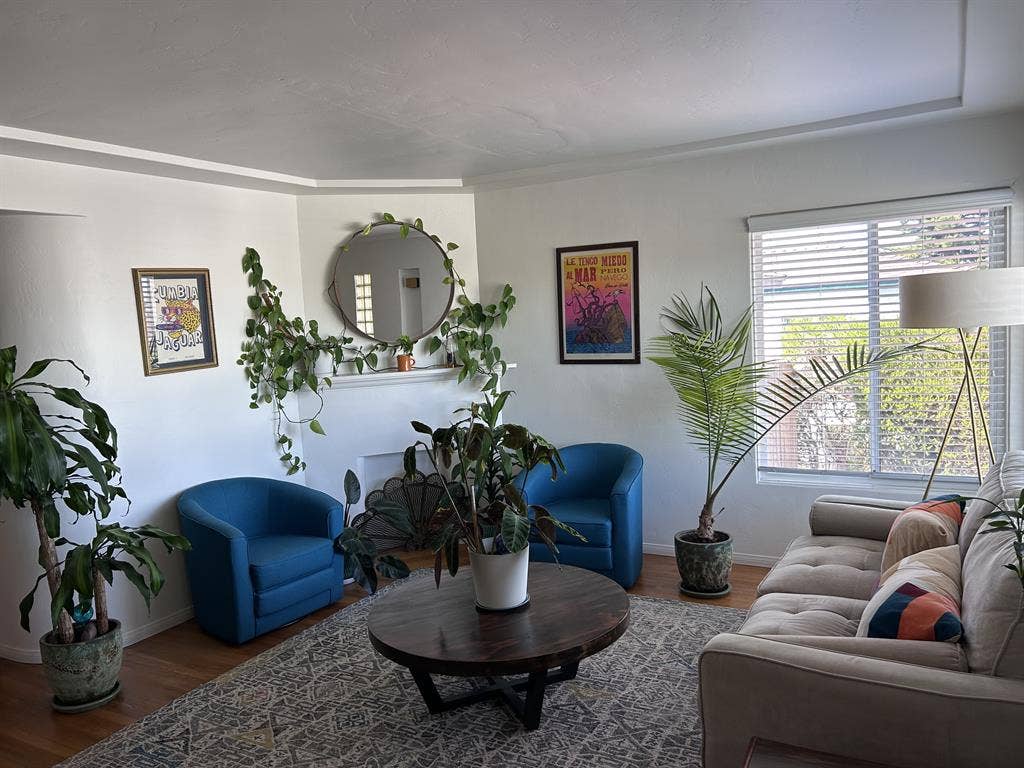 Large Private Room + Office + Bath