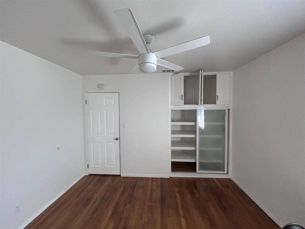 Large Private Room + Office + Bath