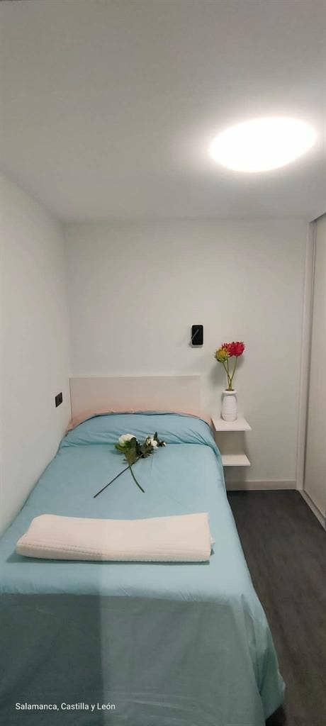 Private room with en-suite bathroom