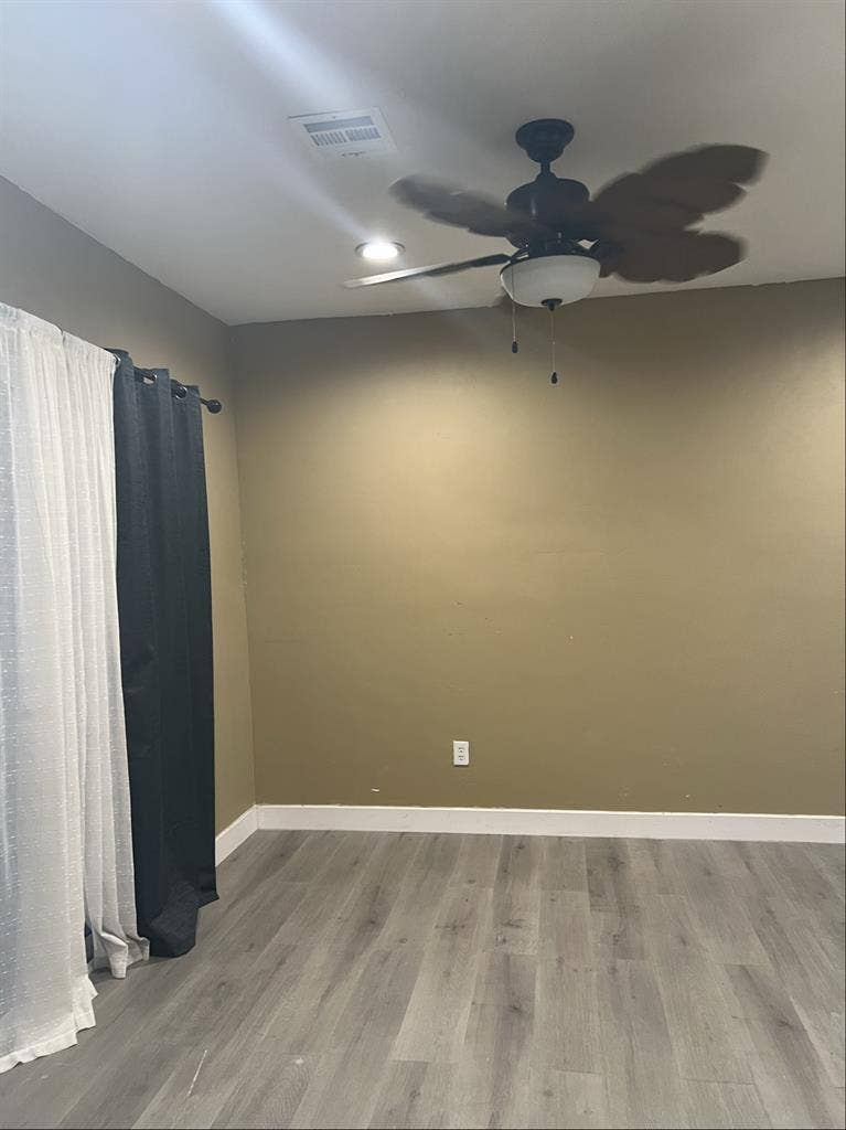 Room w bills included