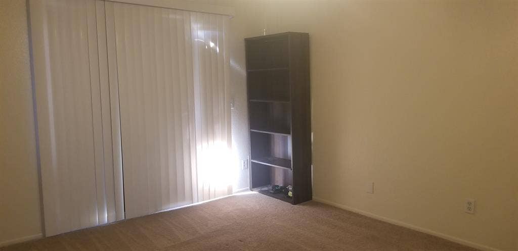 Roommate Wanted for Lease