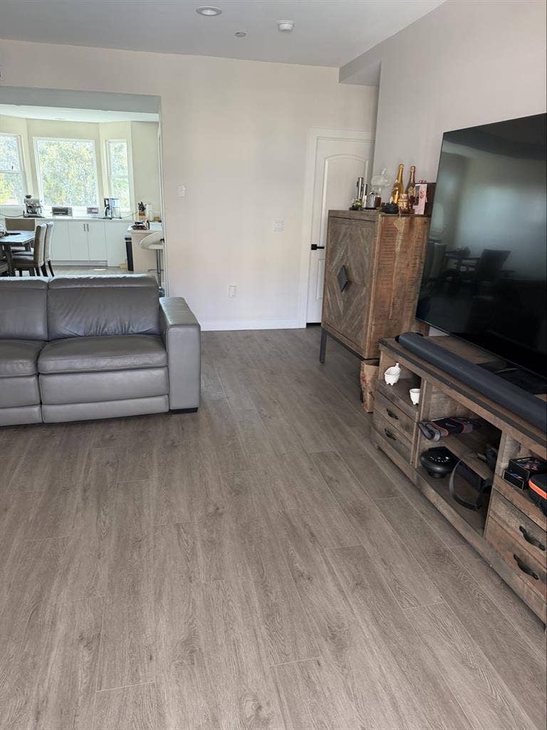 Room for rent $1100 all included