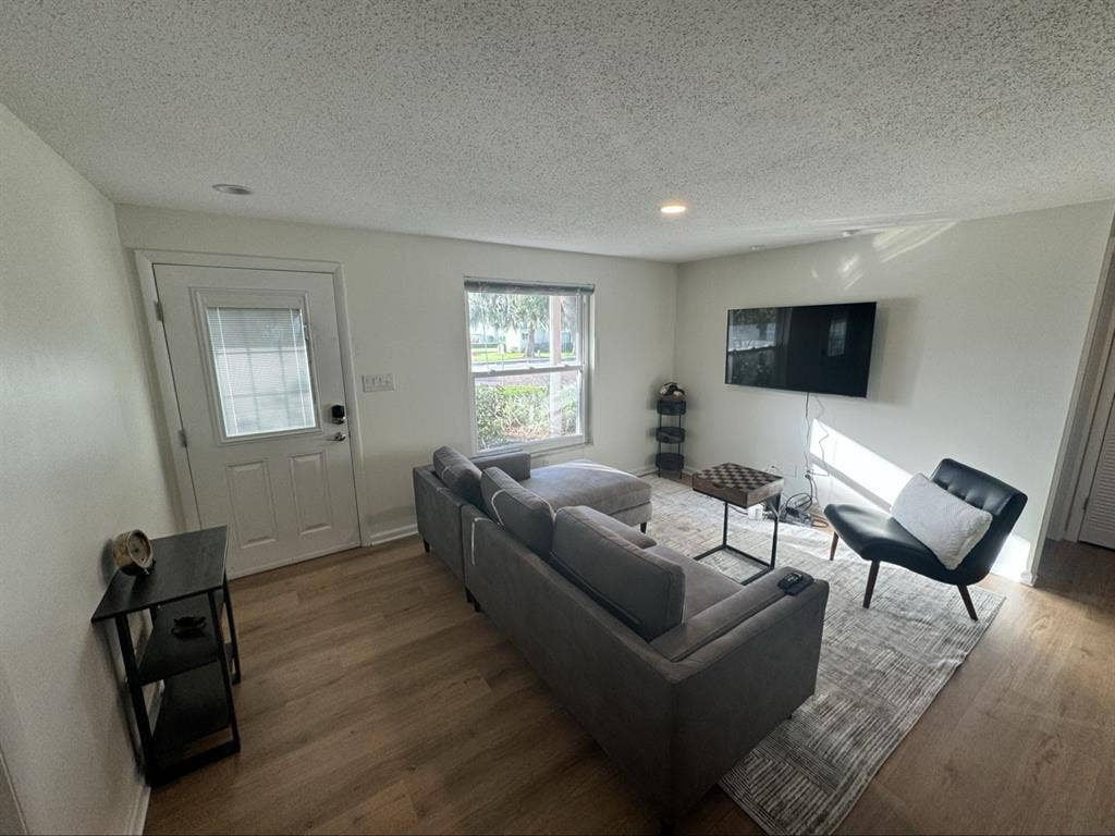 Fully furnished Private Room