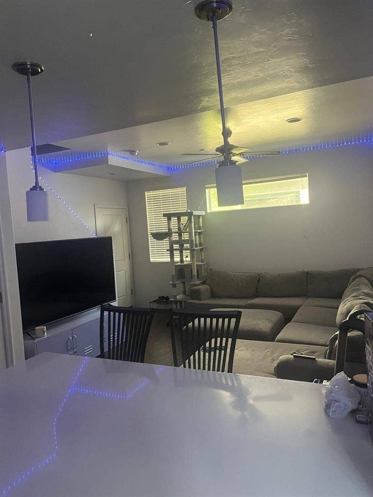 Looking for 1 more Roommate