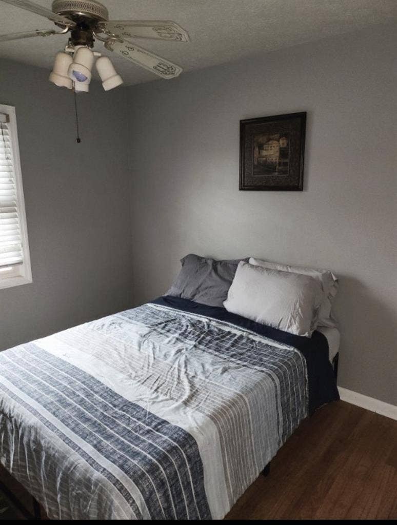 Private Room near Skibo Mall