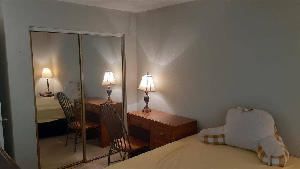 Furnished room in Sandy Springs