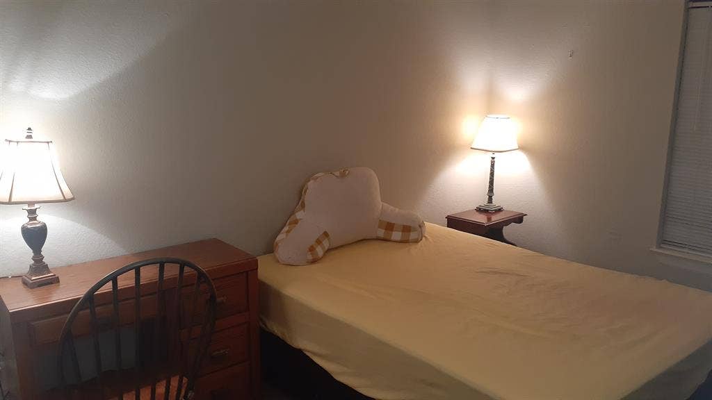 Furnished room in Sandy Springs