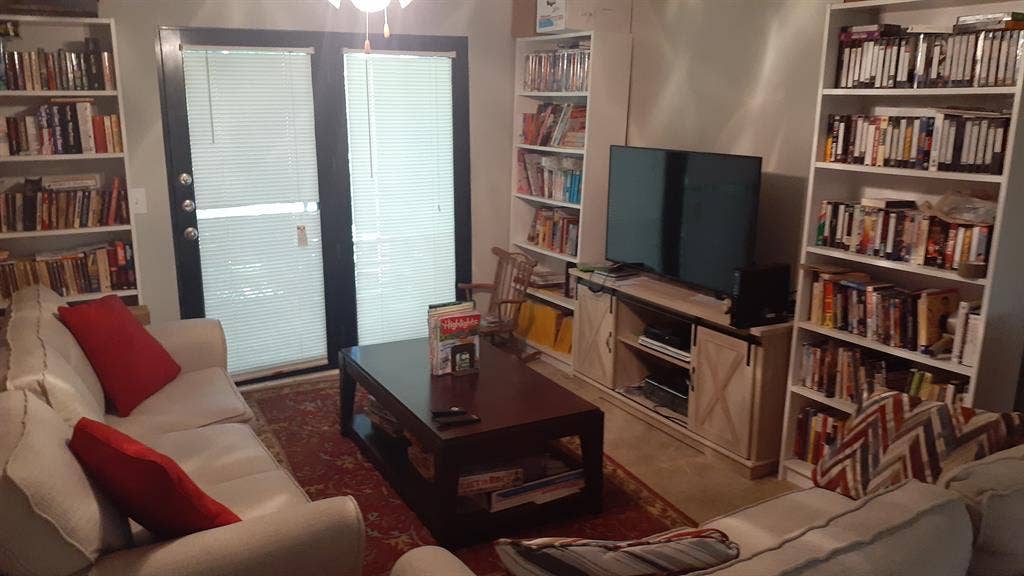 Furnished room in Sandy Springs