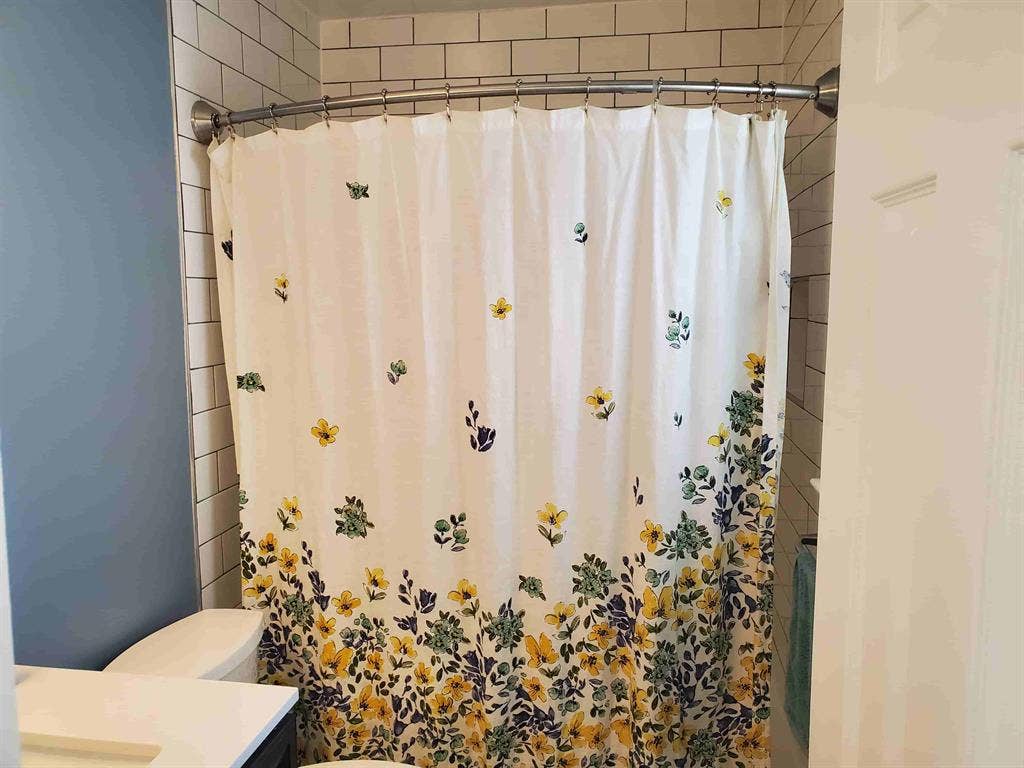 Women Only-Furnished BR Alexandria