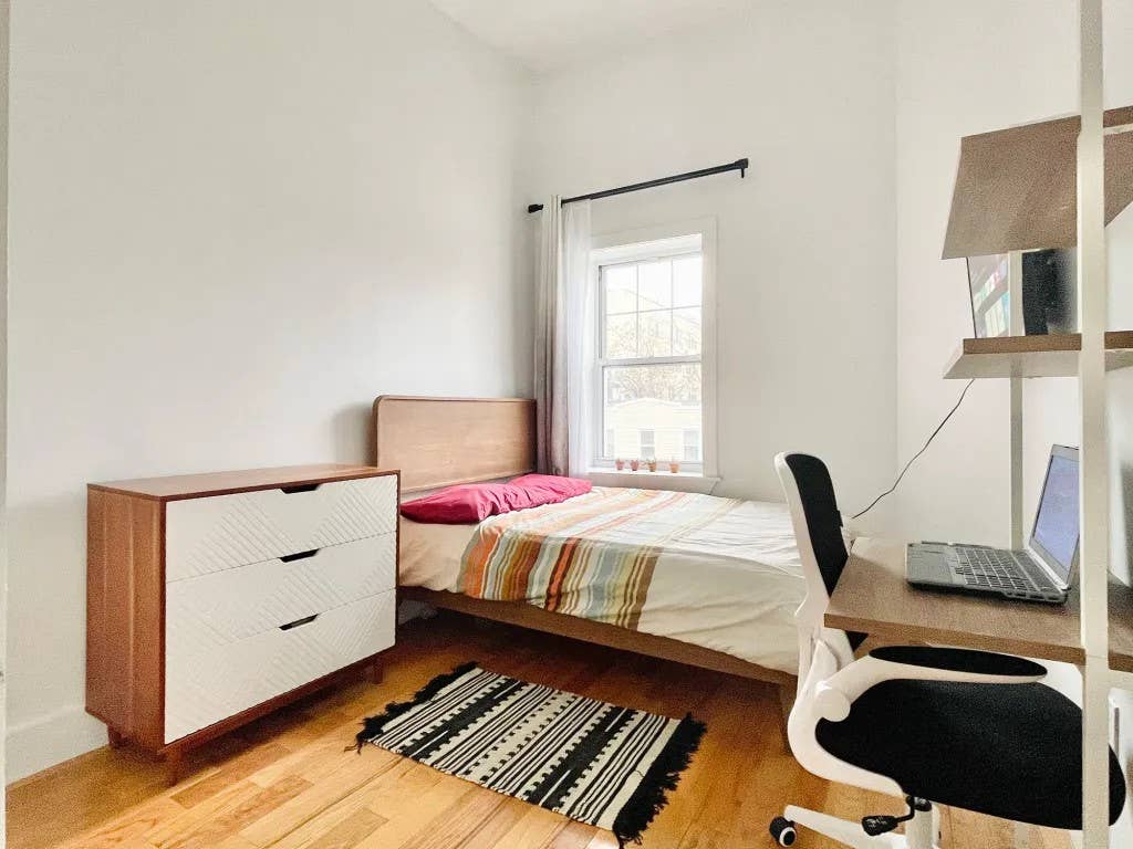 Furnished Room I 19min to Manhattan