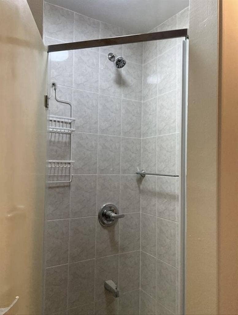 Manhattan Room Available for Sublet