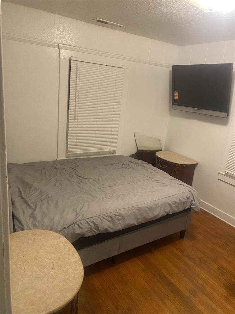 Affordable room for single person