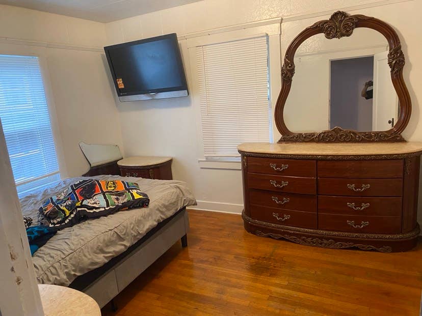 Affordable room for single person