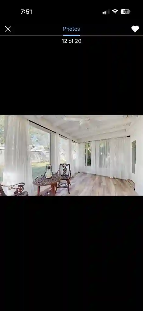Cozy private room and bathroom!