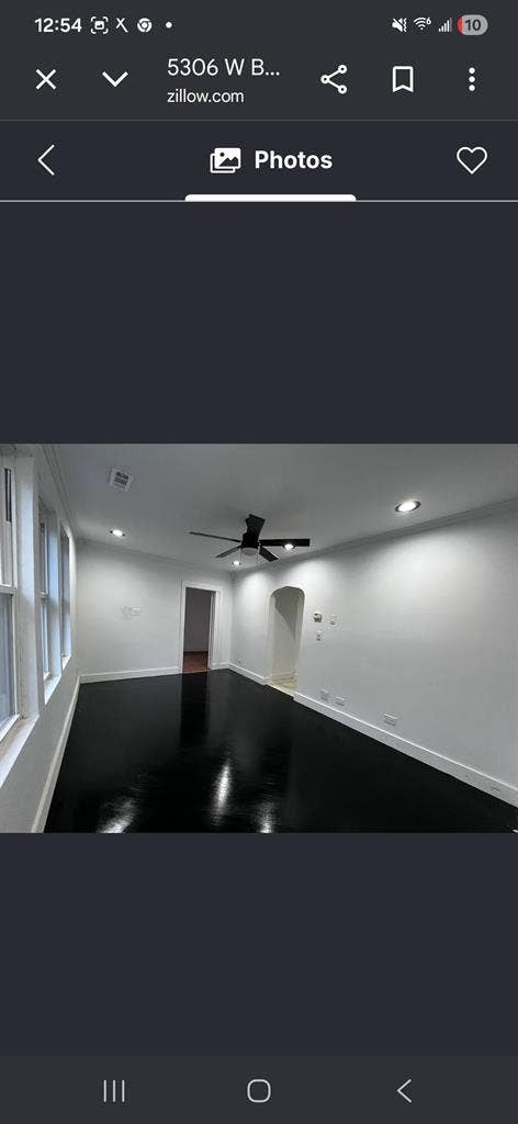 Looking for a roommate