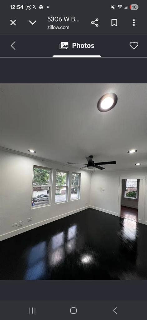 Looking for a roommate