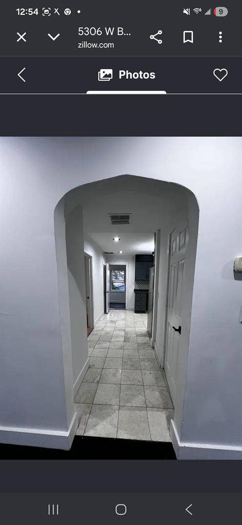 Looking for a roommate