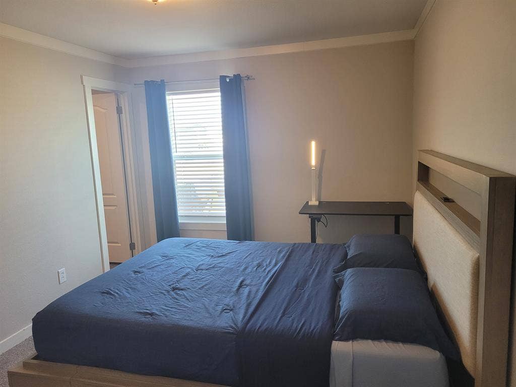 Rent is negotiable in Pearland