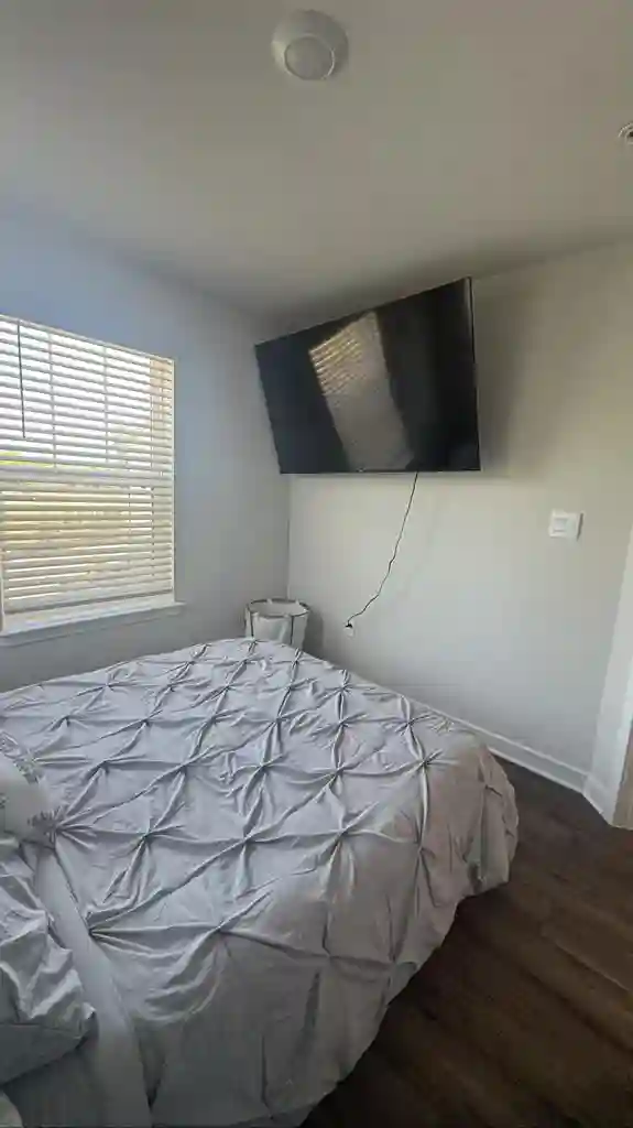 Room for Rent – (Brandywine, MD)
