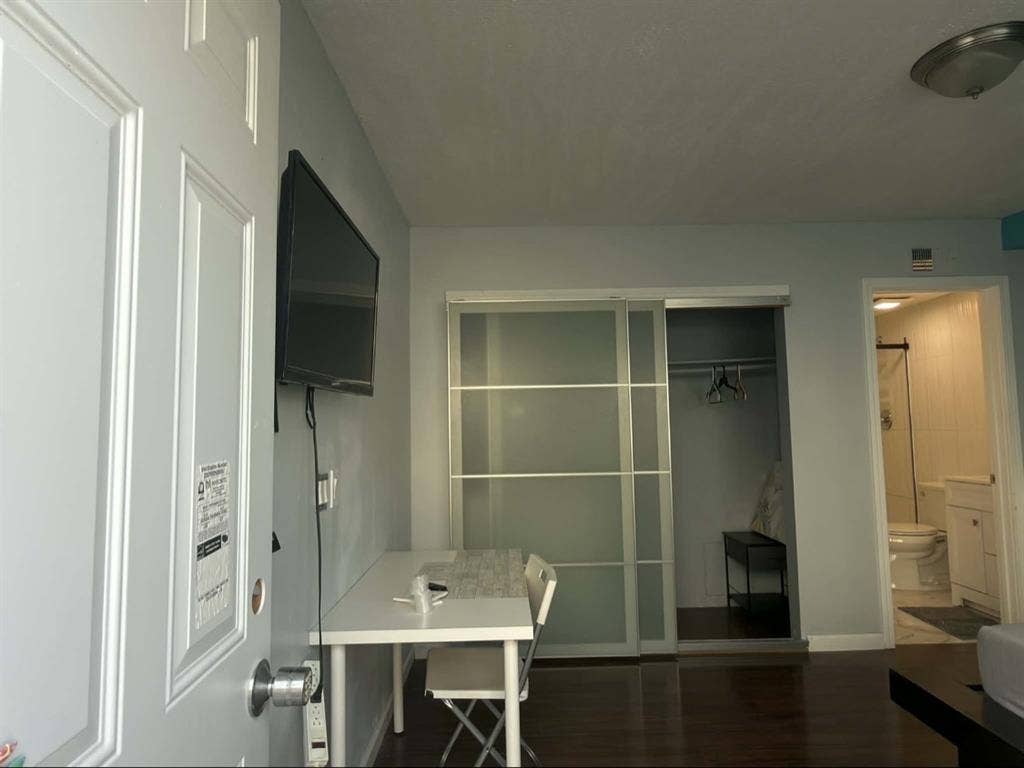 Fully furnished studio in Mira Mesa