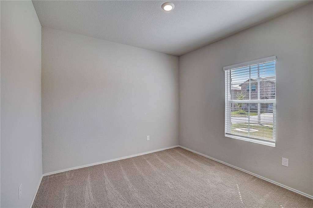 Beautiful room for rent