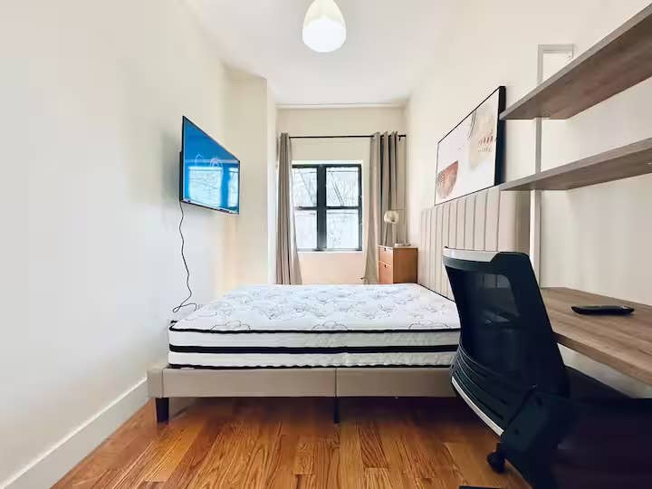 Furnished Room I #488