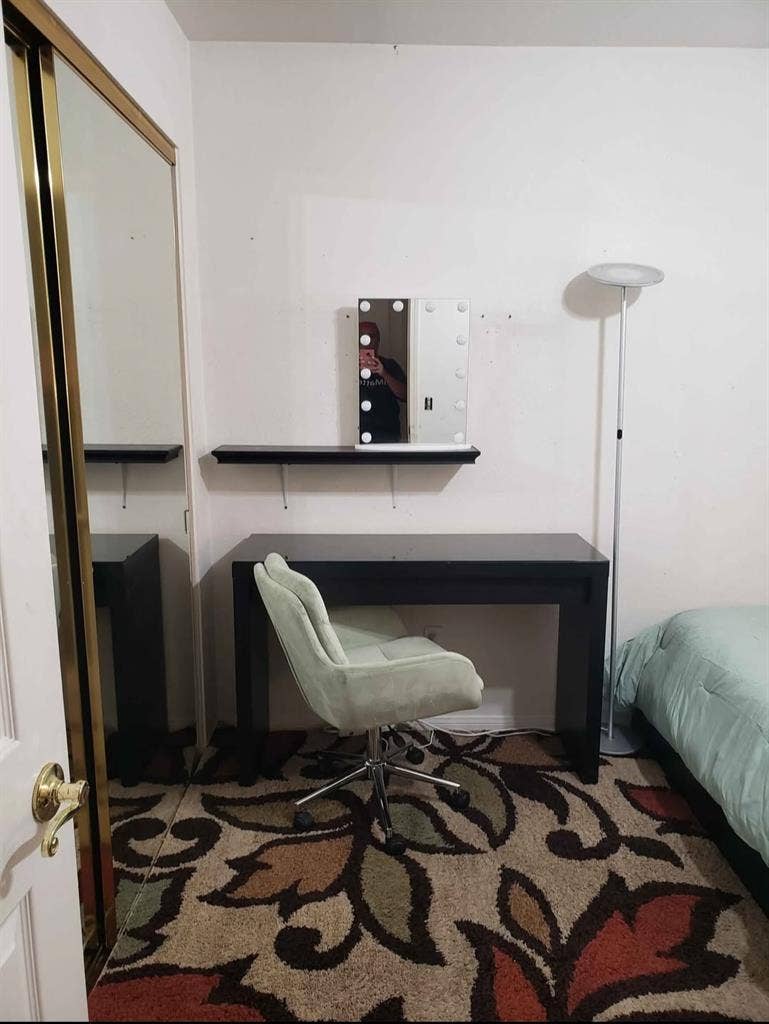 Nice furnished room on private st.