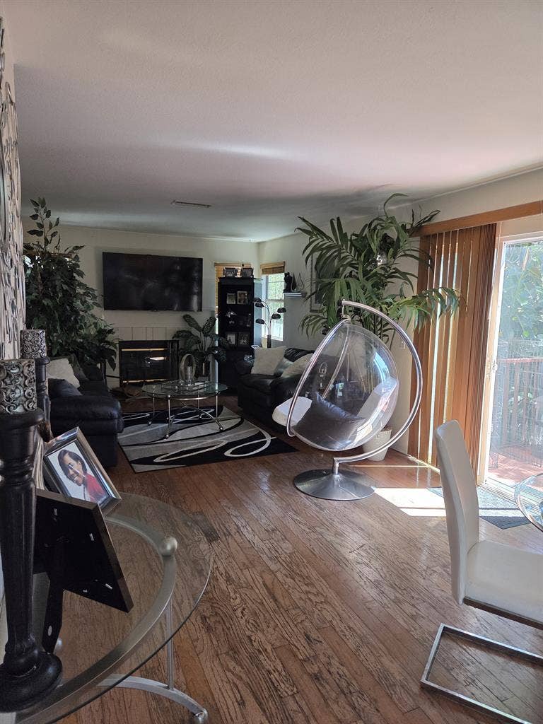 Nice furnished room on private st.