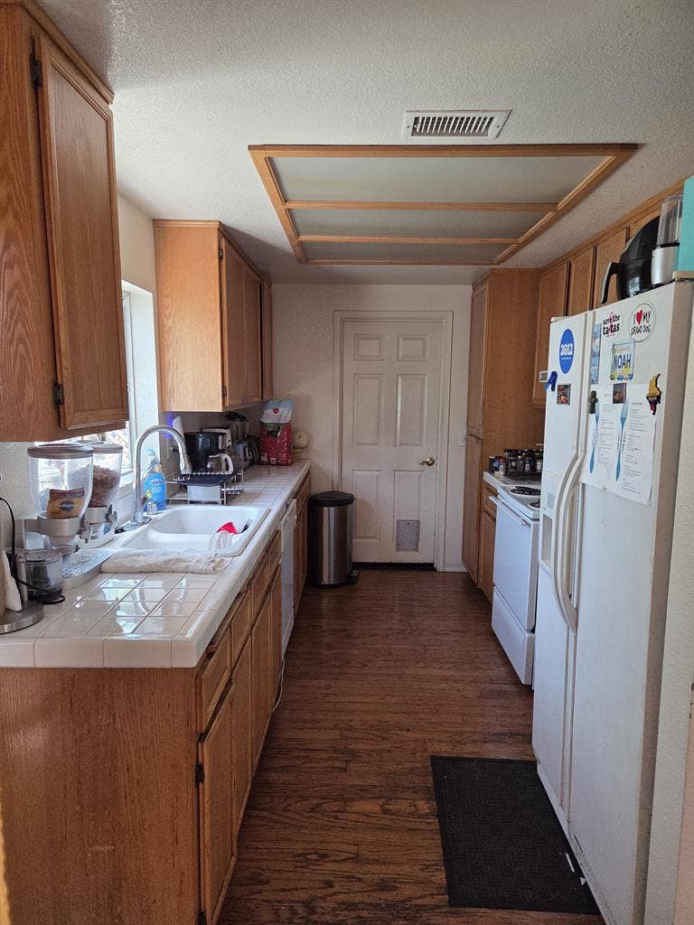 Nice furnished room on private st.