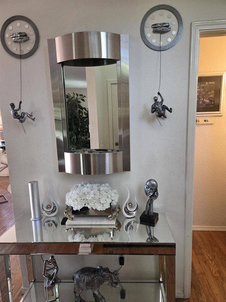 Nice furnished room on private st.
