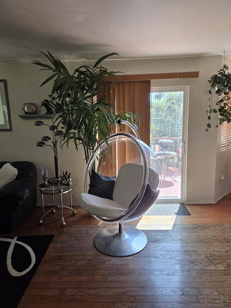 Nice furnished room on private st.