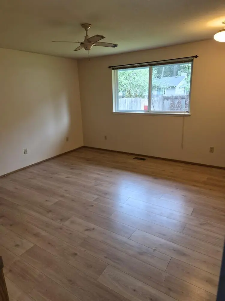 Beautiful Master Bedroom for rent