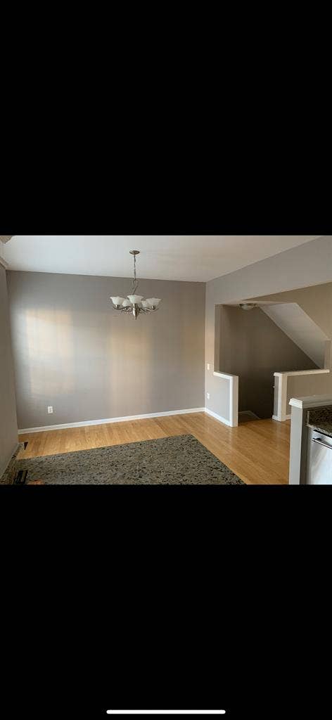 Roommate wanted Nov 2026