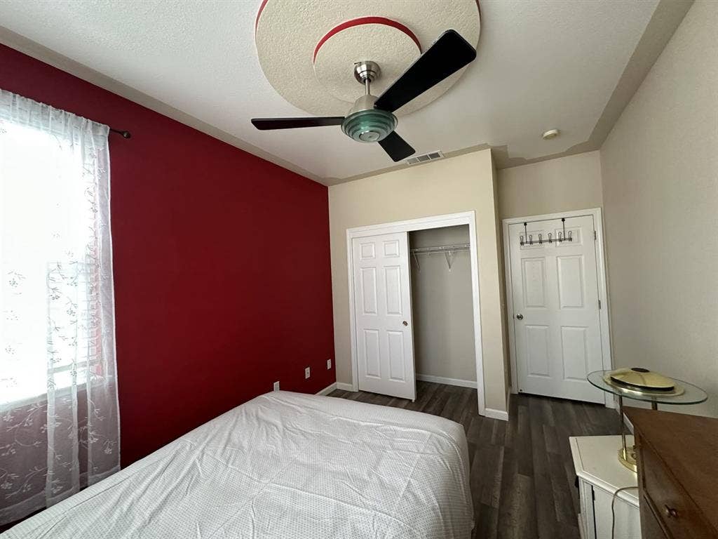 Private room for rent