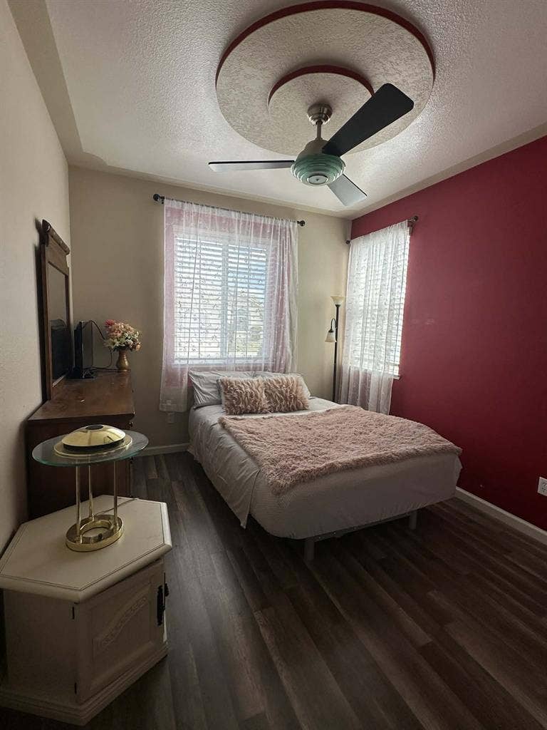 Private room for rent