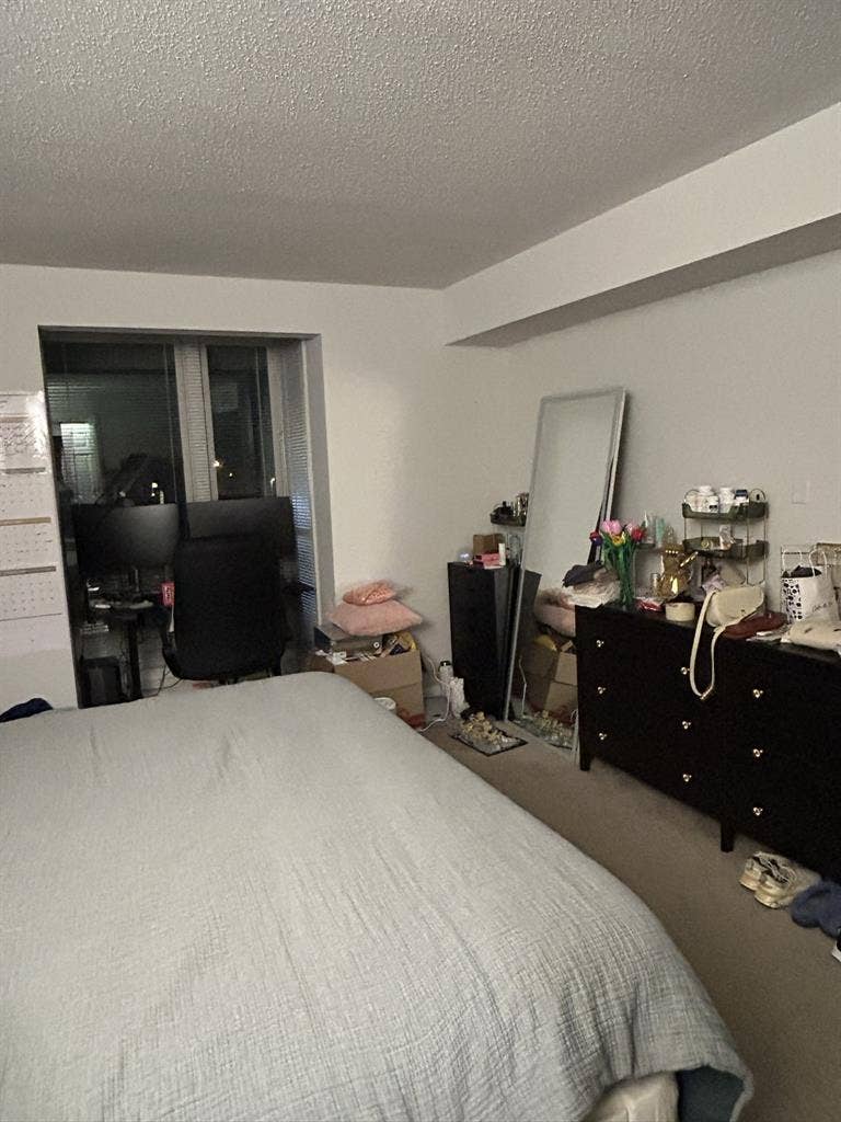 Big bedroom with private bathroom