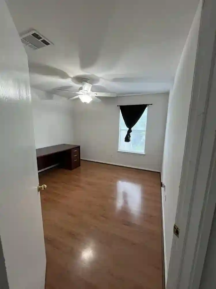 Private Room - 2 Bedroom Duplex