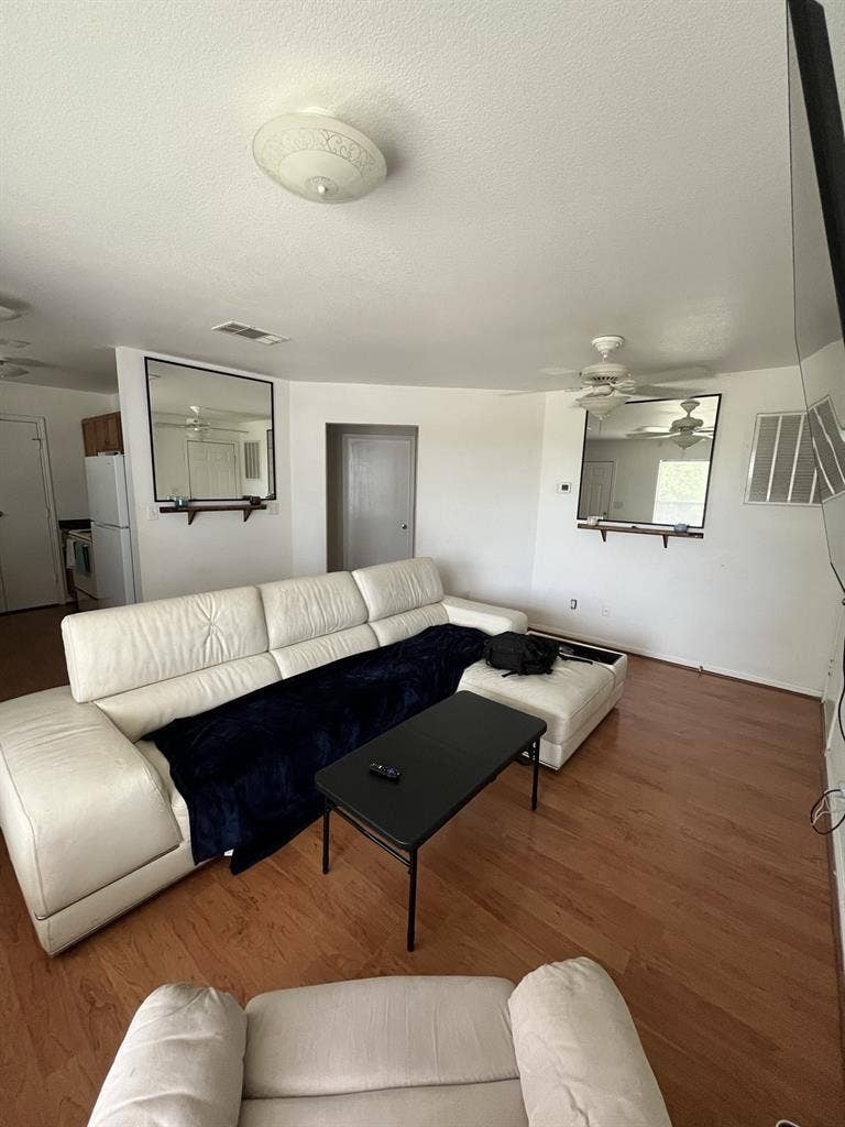 Private Room - 2 Bedroom Duplex