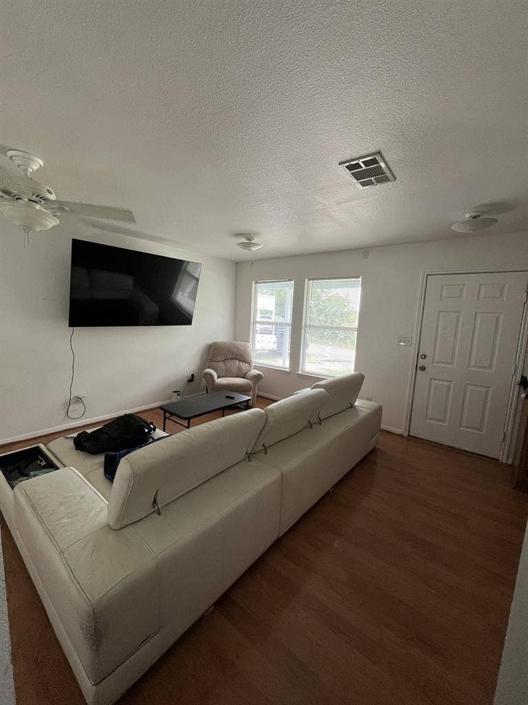 Private Room - 2 Bedroom Duplex