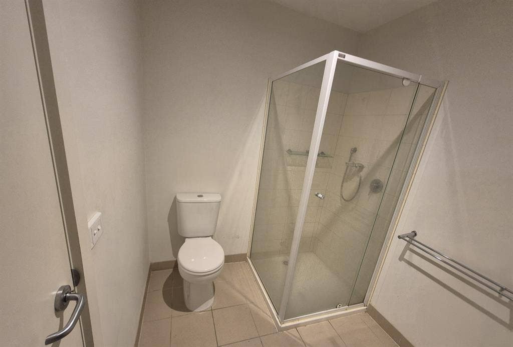 A furnished room for rent