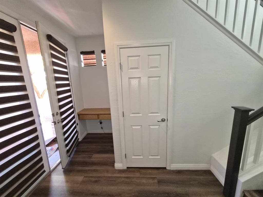 Spacious Private Suite (Downstairs)