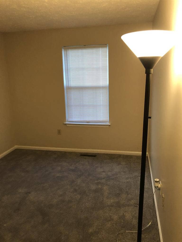 Unfurnished room