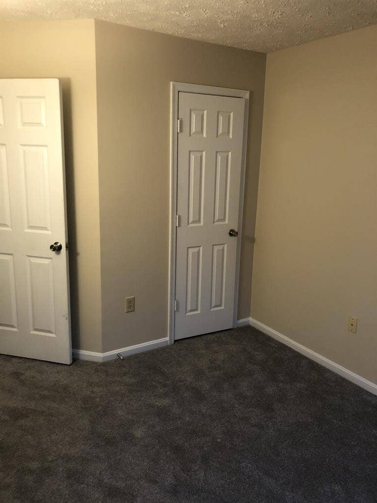 Unfurnished room